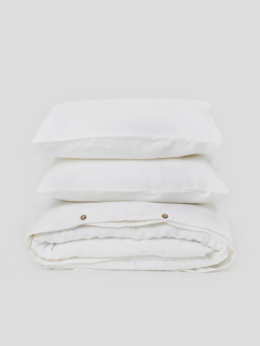 The Pantry White Linen Duvet Cover and Pillow Set