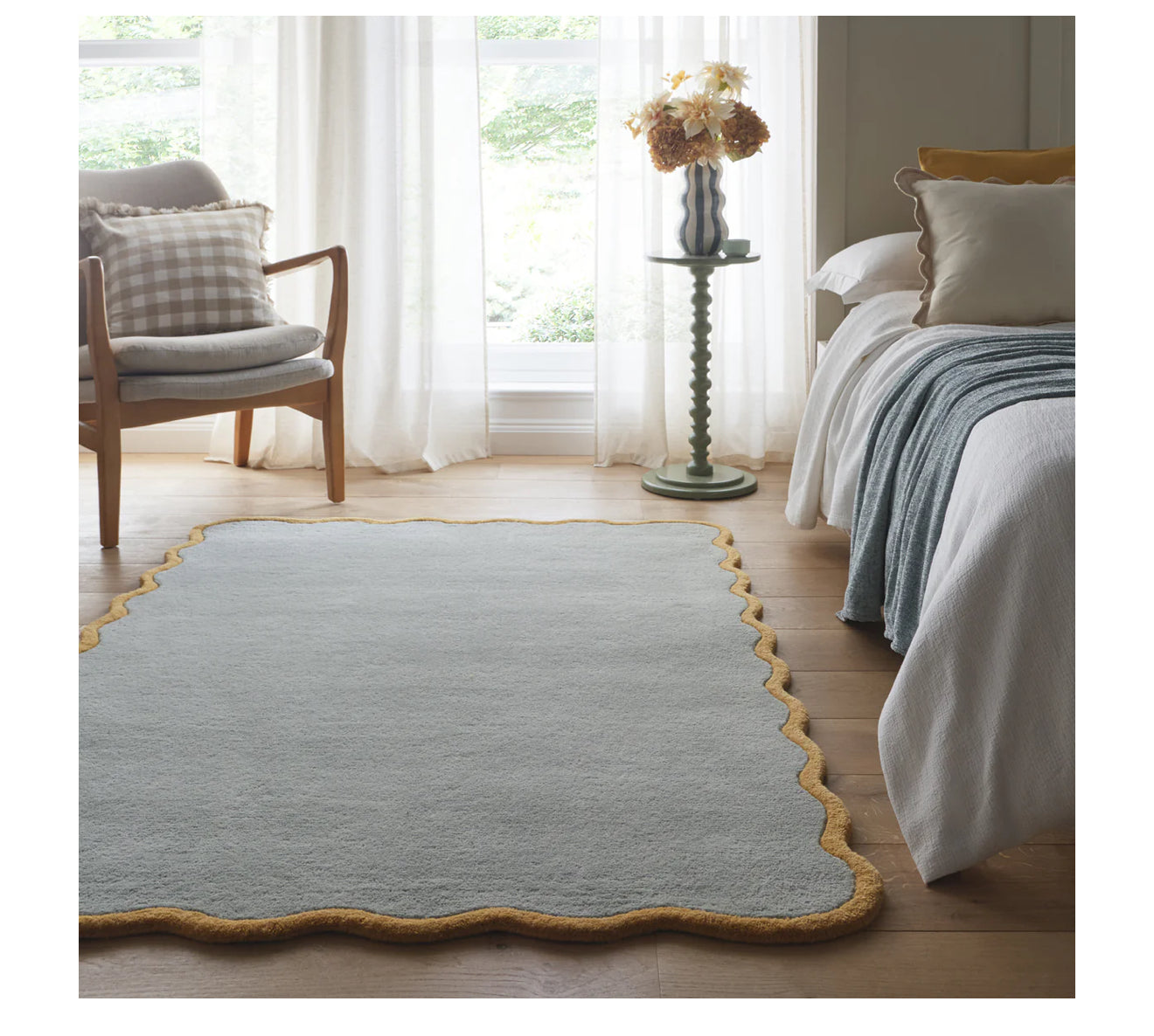 Origins Scalloped Elsie Duck Egg/Ochre
