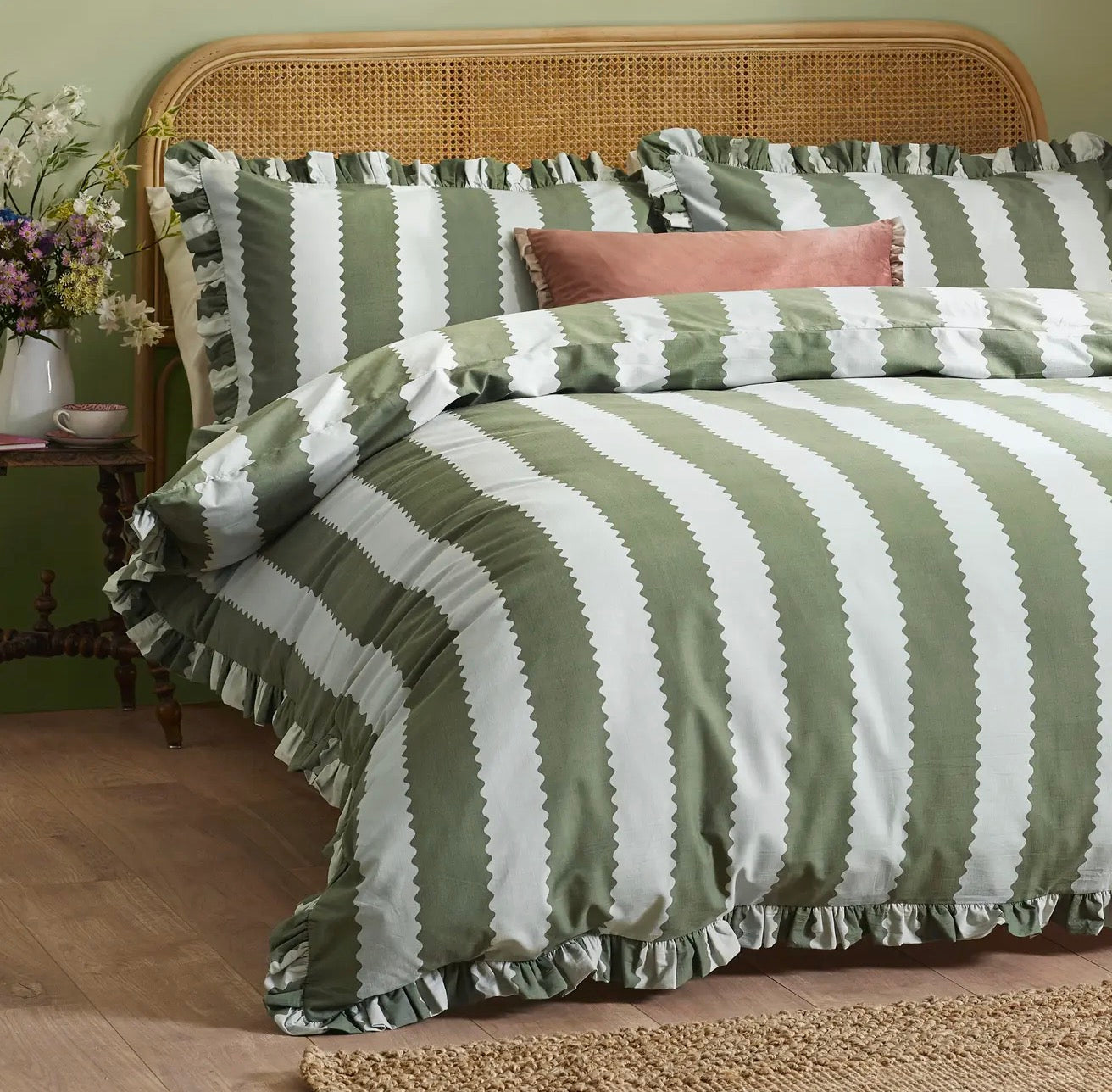 Birdie Stripe Ruffle Duvet Cover Set