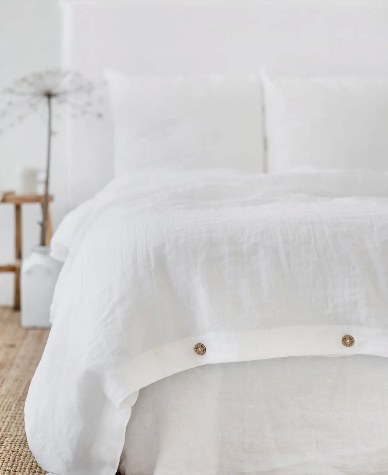 The Pantry White Linen Duvet Cover and Pillow Set