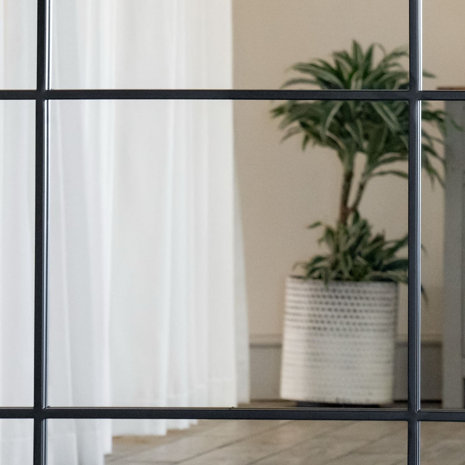 Kyō - Full Length Black Metal Rectangle Lattice Grid Mirror - 180cm x 105cm-1